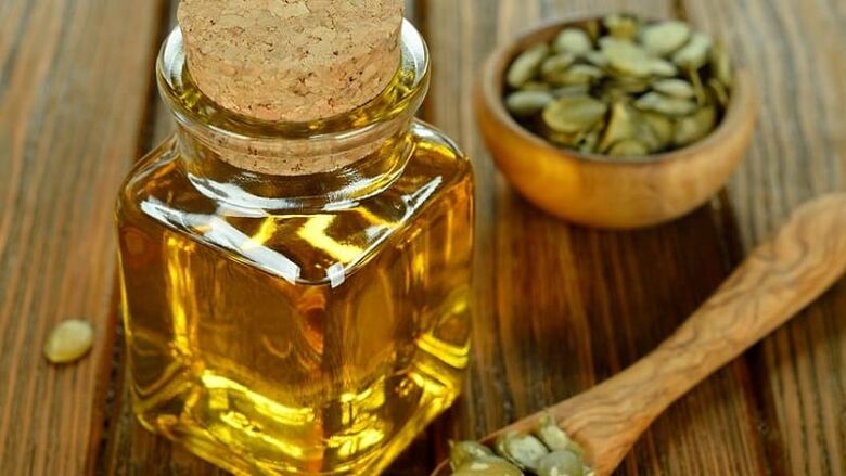 Мед із гарбузовим насінням пригнічує запалення передміхурової залози